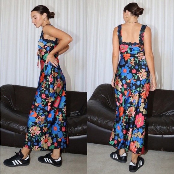 LINGERIE INSPIRED DRESS BLACK FLORAL PRINT WITH BLACK LACE DETAILS LINED SIZE S - Picture 3 of 13